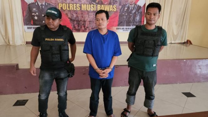 
Satreskrim Polres Mura Tangkap Pelaku Pembunuhan Anggota PKD Karang Panggung